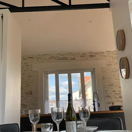 招待所 L'atelier Jolie Maison Renovee Proche Cote Sauvage 莱萨布勒-多洛讷