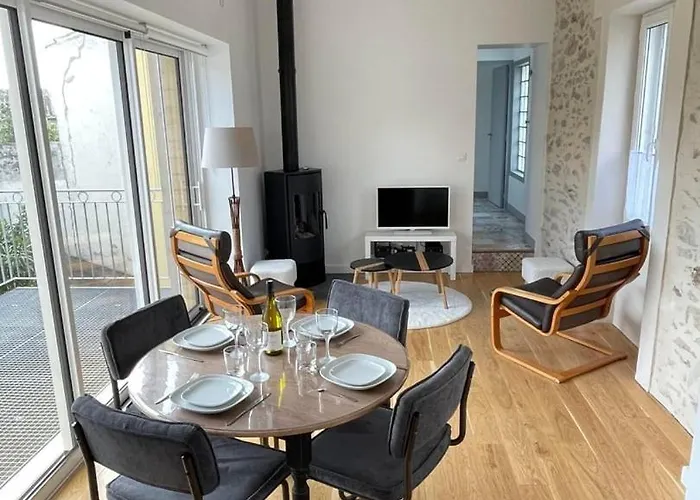 L'atelier Jolie Maison Renovee Proche Cote Sauvage 莱萨布勒-多洛讷